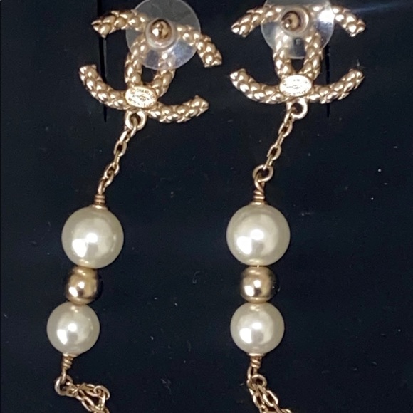 Authentic Chanel Earrings - Picture 3 of 5